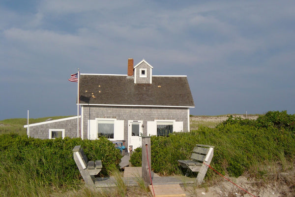 Characteristics of a True Beach House (They're Not What You Think)