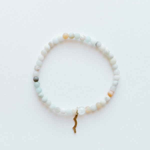 Sun protection jewelry for increased awareness. Rayminder UV Bracelet in amazonite. Made by Sailormade, boston's favorite bracelet company.