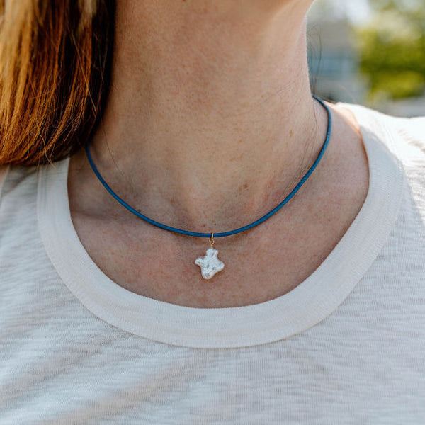 Keishi Pearl Necklace on Leather Cord – Sailormadeusa