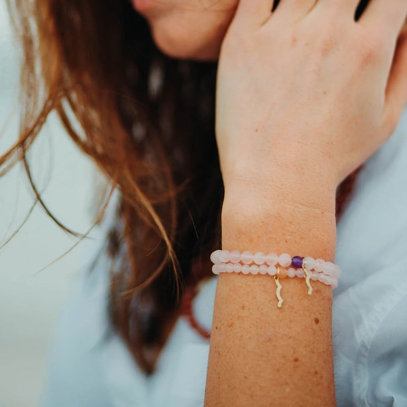 UV awareness beaded beach bracelet for sun safety in rose quartz