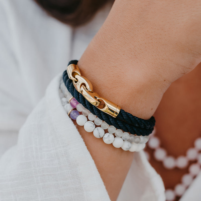 Sailormade rayminder uv awareness bracelet in howlite. Wear for increased sun safety and protection. Made by Boston’s favorite bracelet company.